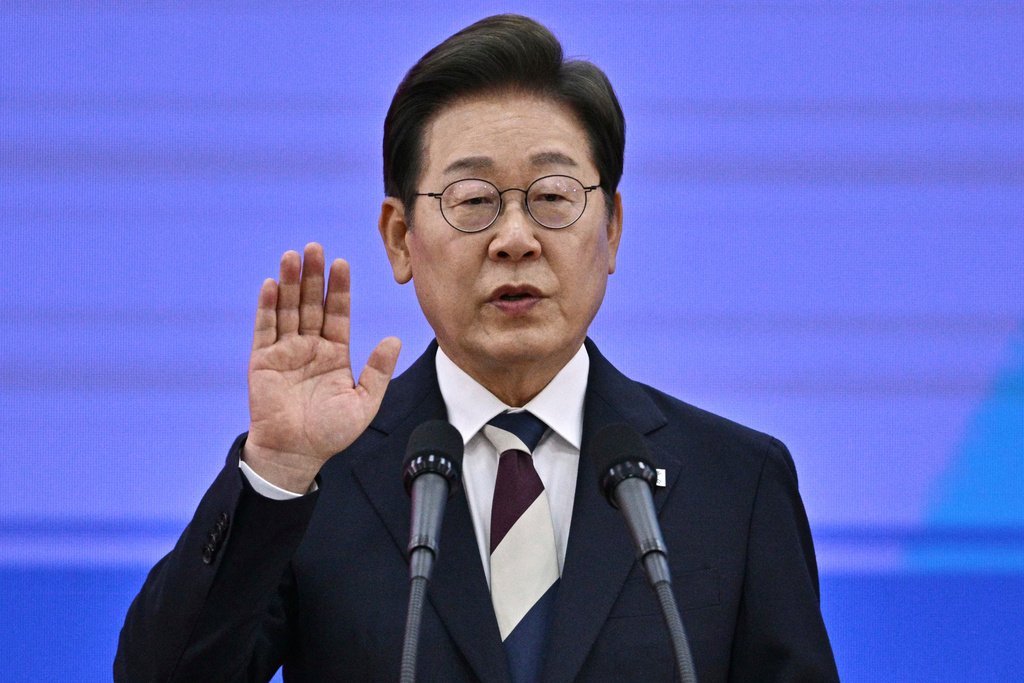 New S Korean President Lee vows talks with north, stronger US-Japan ties