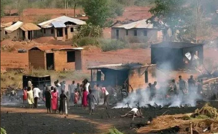 At least 100 people killed by gunmen in north-central Nigeria, rights group says