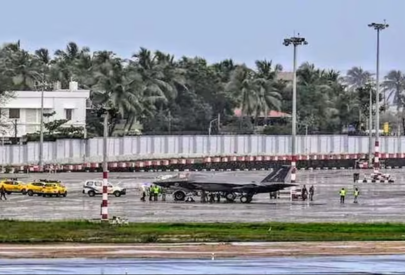 British F-35 fighter jet makes emergency landing at Kerala airport