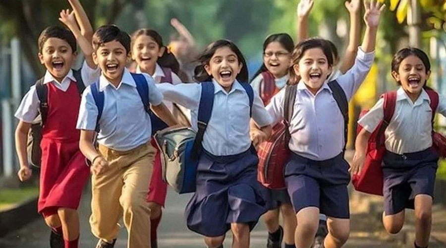 Govt issues urgent guidelines to edn insts to curb COVID, dengue spread