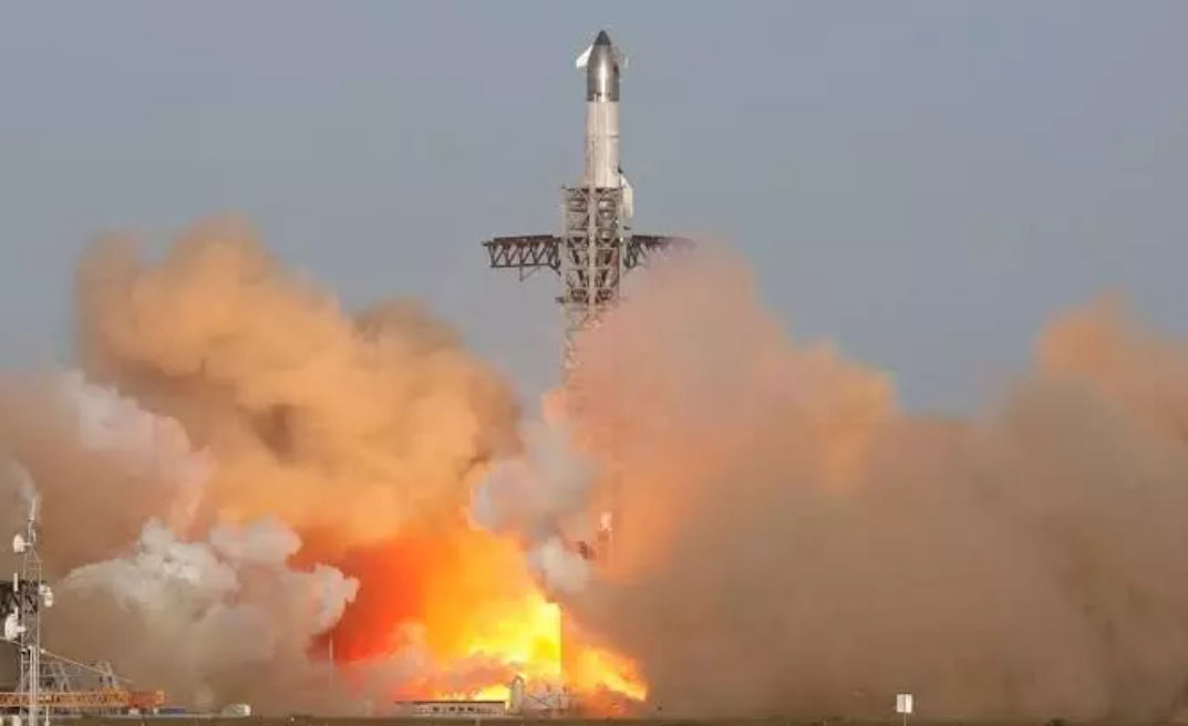 SpaceX rocket being tested in Texas explodes, but no injuries reported