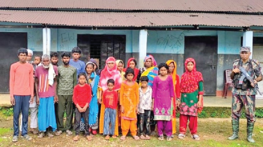 India pushing Muslims back to Bangladesh