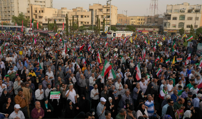 Iran executes 3 more prisoners, arrests 700 others over spying for Israel,