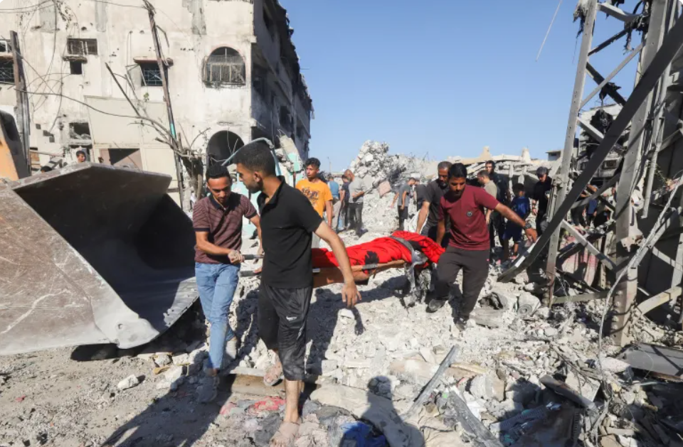 Israeli attacks kill 51 as Trump signals progress in Gaza talks