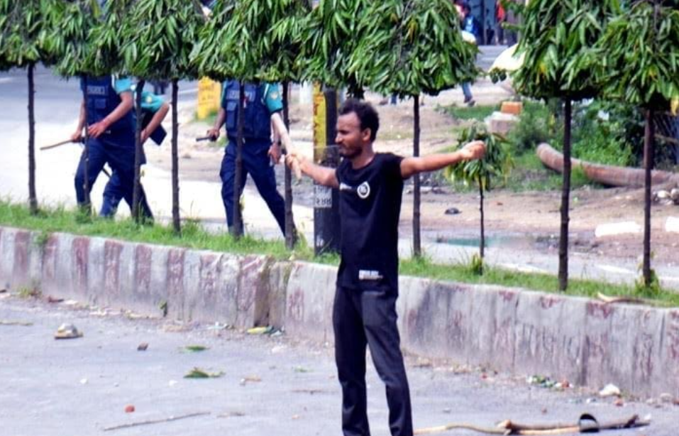 ICT probe body finds involvement of 30 in Abu Sayed killing