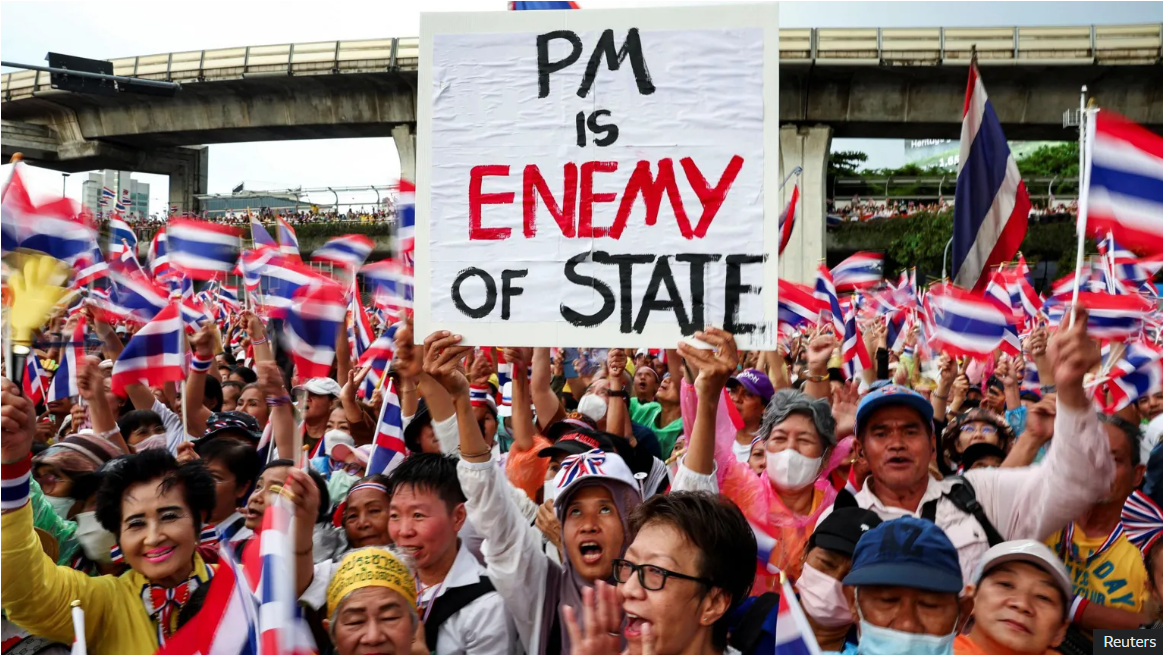 Thousands protest in Bangkok calling for Thai PM to resign