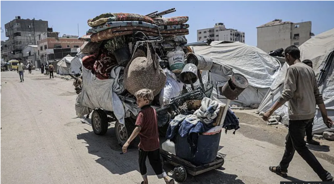 Israel bombards Gaza City after issuing forced displacement threats