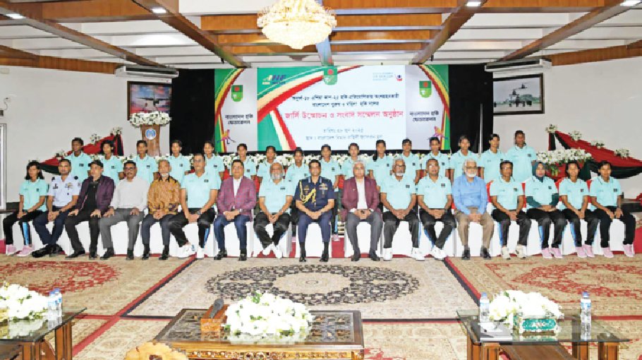 Men, women U-18 hockey teams leave for China