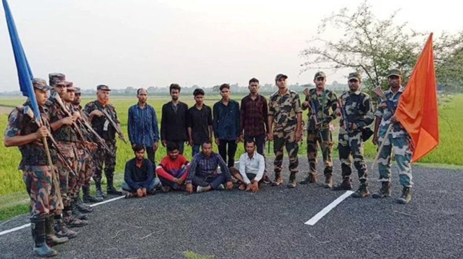 BSF returns nine Bangladeshis at Moheshpur border 