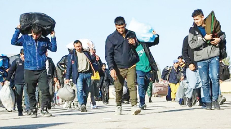 Nearly 700,000 Afghans driven out of Iran return to uncertain future