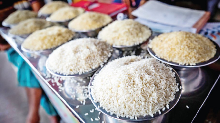 Human chain demands urgent steps to curb rice price hike