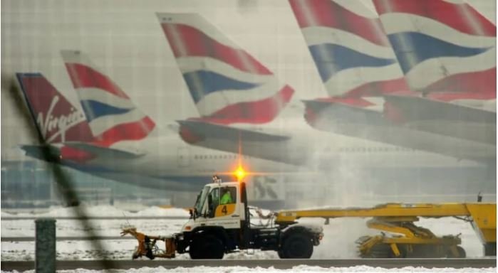 London's Heathrow eyes higher fees for £10bn upgrade