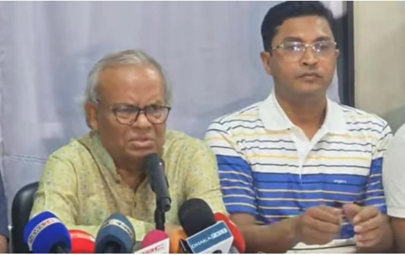 Two crude bombs hurled near BNP office