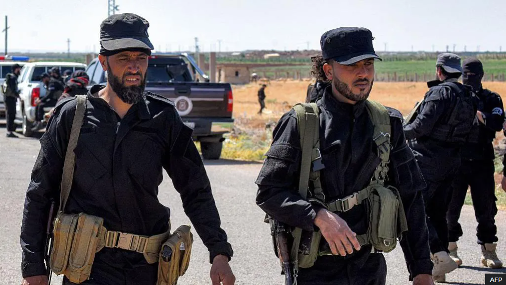 Clashes between Druze and Bedouin in southern Syria kill at least 30