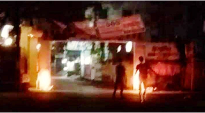 NCP arch torched ahead of rally in Narayanganj