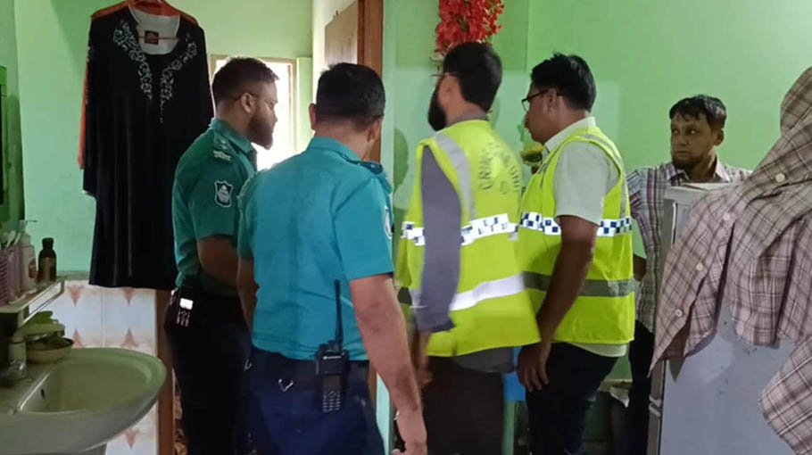 Factory official found dead in Gazipur