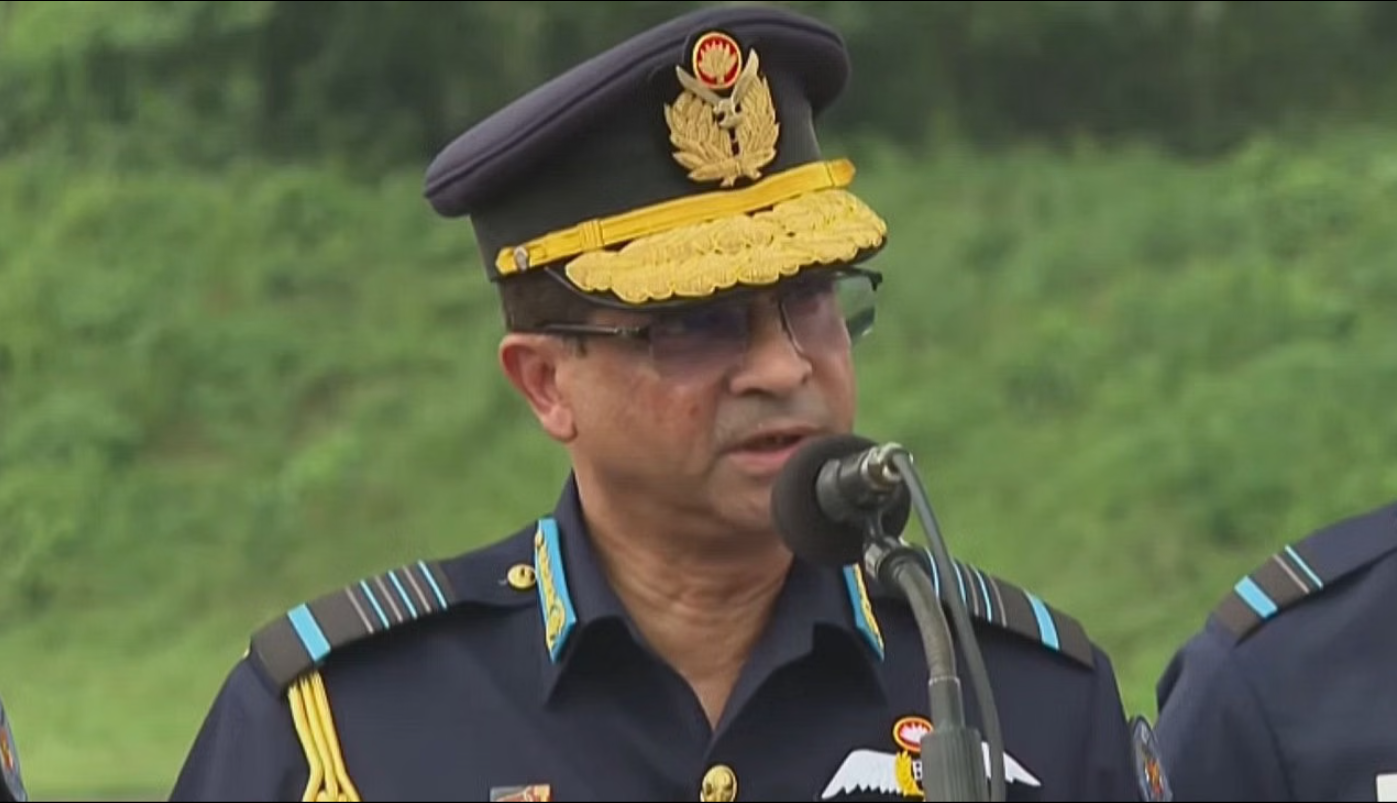 Air chief assures proper treatment to aircraft crash injured