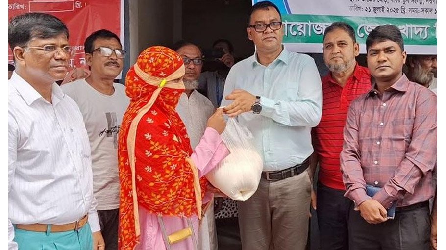 Open market sale of rice, flour begins in Naogaon 