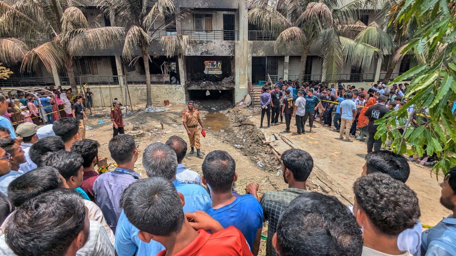 Army launches probe into rescue operation chaos after Milestone plane crash