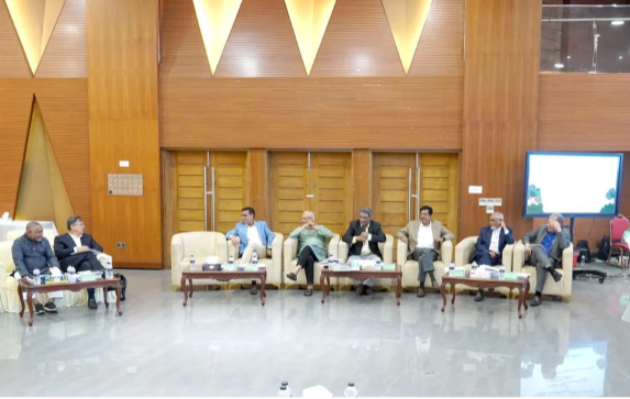 Reform dialogue resumes; 3 parties stage symbolic walkout