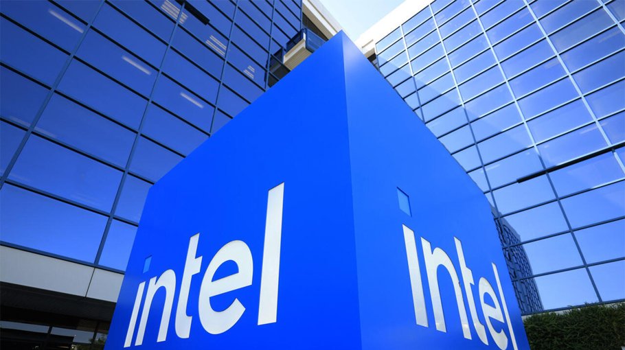 US chip maker Intel says revenue rises as it cut ranks