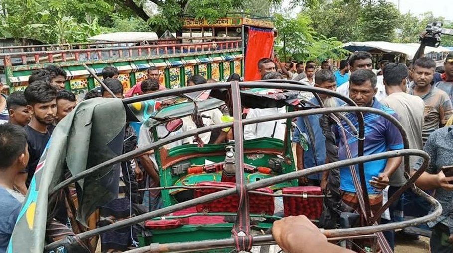2 killed in Bogura road accident