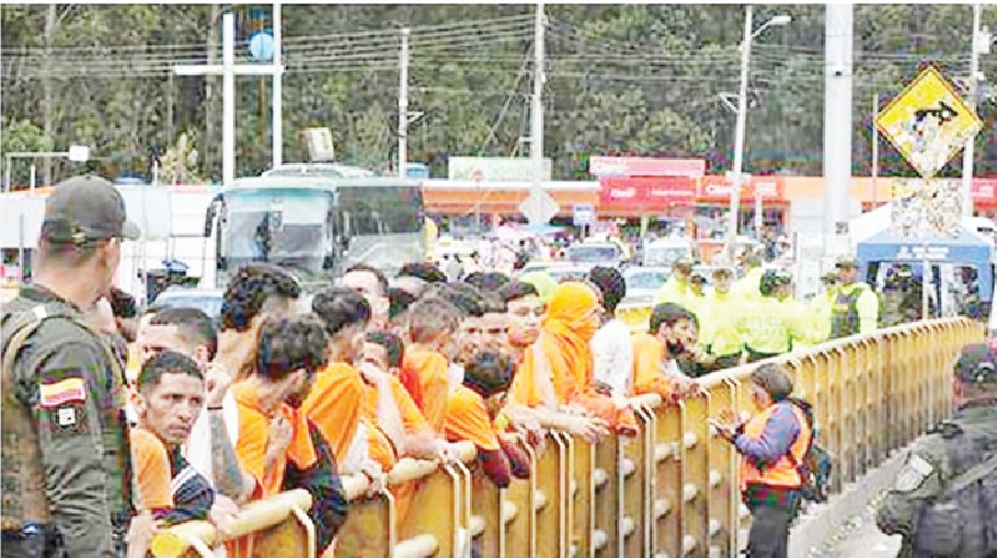 Ecuador deports over 600 Colombian inmates as Bogota cries foul