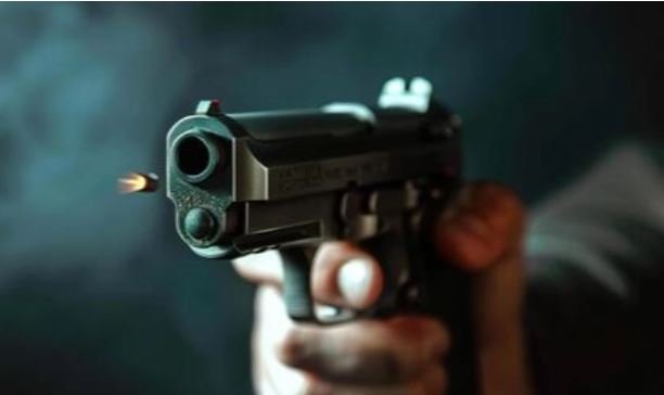 Hospital staff shot in city