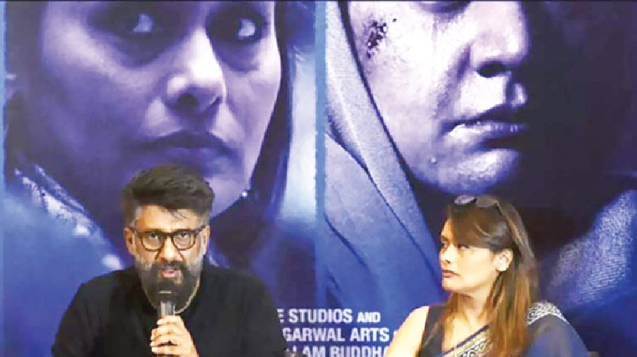 Filmmakers try to cash in on India-Pakistan battle