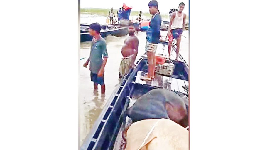 Two lynched over cattle rustling in Sirajganj