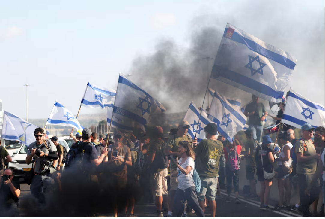 Israelis stage nationwide protests to demand end to Gaza war and release of hostages