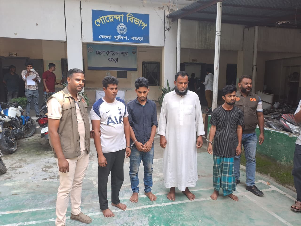 5 robbers arrested in Bogura