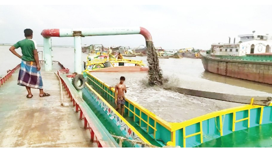 Sand lifting from Meghna threatens dam, irrigation project in Chandpur