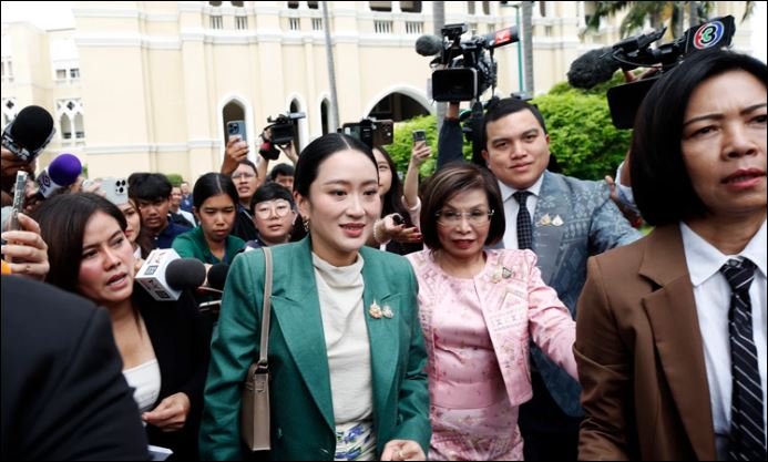 Suspended Thai PM in court for case seeking her ouster