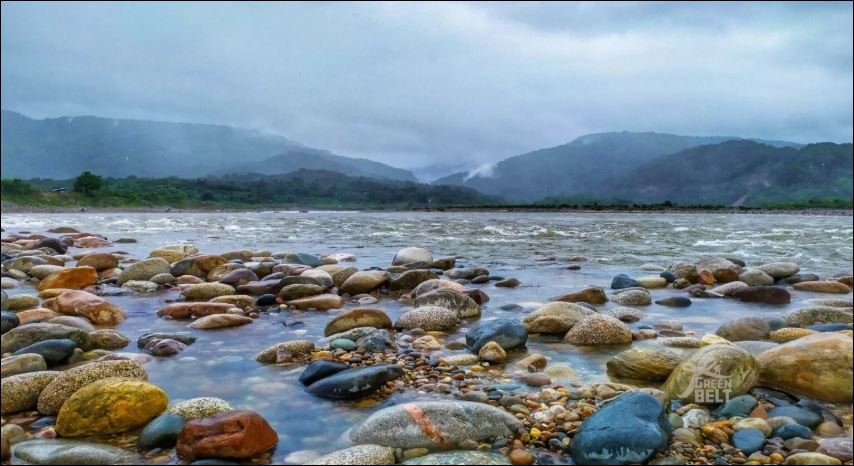 So far 25 lakh cubic feet of looted stones seized in Companiganj