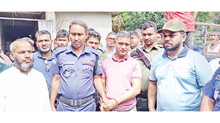 1,020 litres of TCB soybean oil seized from businessman’s warehouse in Ctg