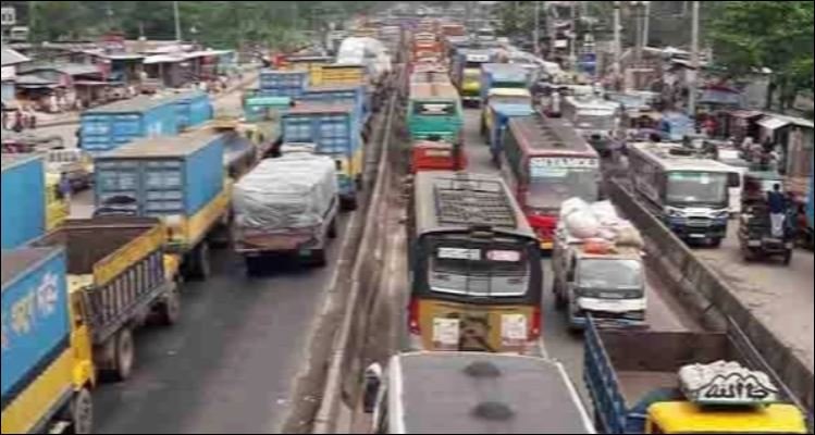 Dhaka-Chattogarm Highway: A cruel killer of time