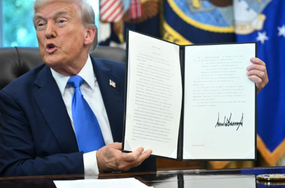 Trump hits H-1B visas, a tech industry favorite, with $100,000 fee