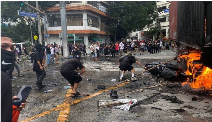 Arrest tally grows after Philippine anti-corruption protest clashes