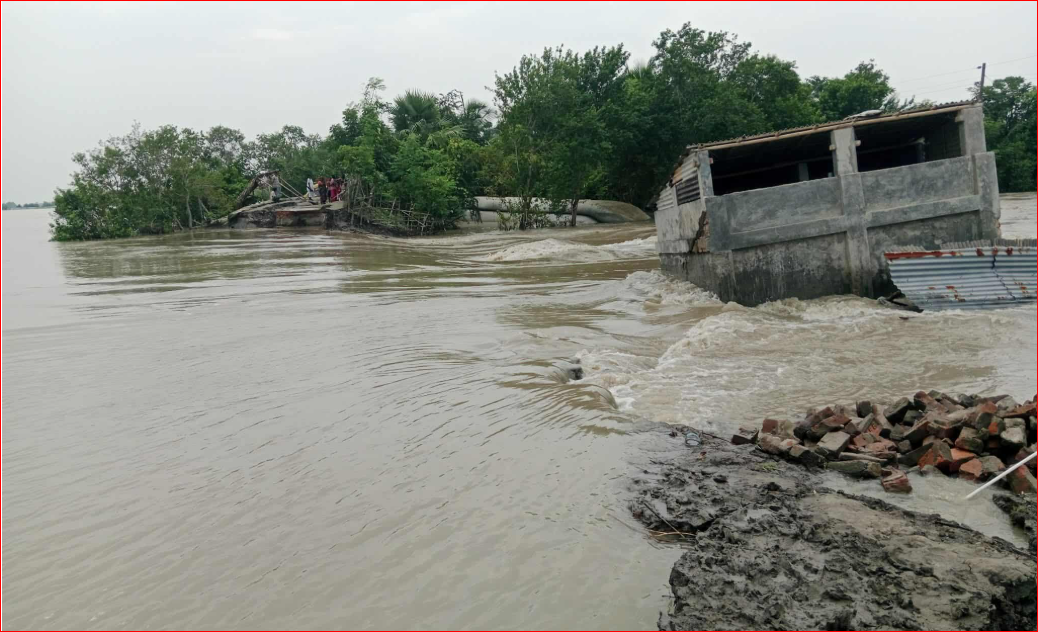 Tidal surge breaches embankment in Dakop, thousands marooned