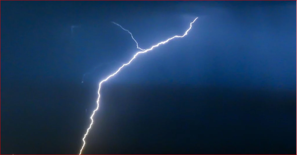 Thunderstorm Lightning in Bangladesh: Causes, Risks, and Safety Tips