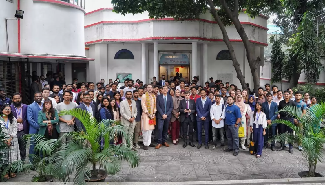 French envoy urges Bangladeshi students to choose France for higher education