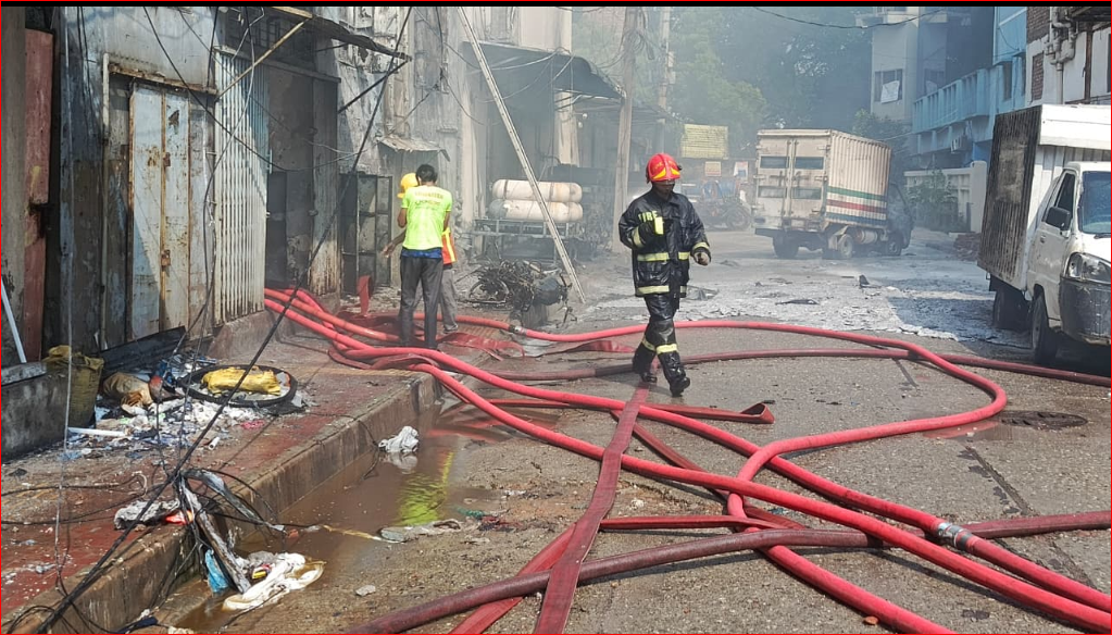 Mirpur garment factory, chemical godown fire kills 9