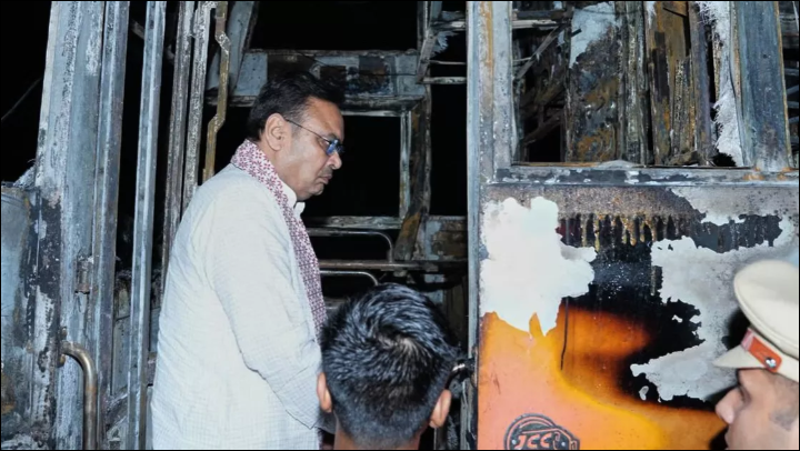 20 killed as passenger bus catches fire in northern India