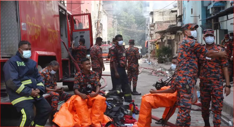 Mirpur fire still not doused, residents asked to stay away