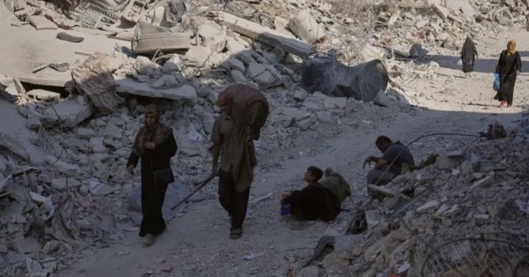 Israel kills 11 Palestinians breaching  Gaza ceasefire