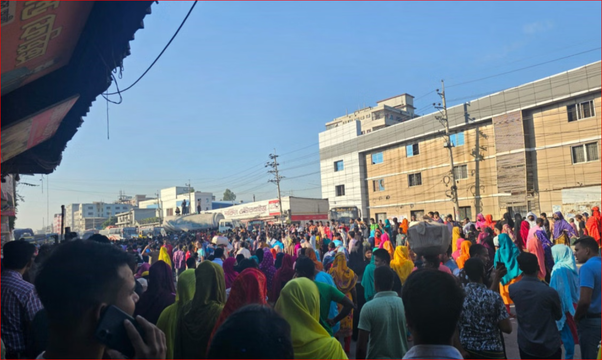 6 RMG factories in Ashulia declare holiday amid workers unrest