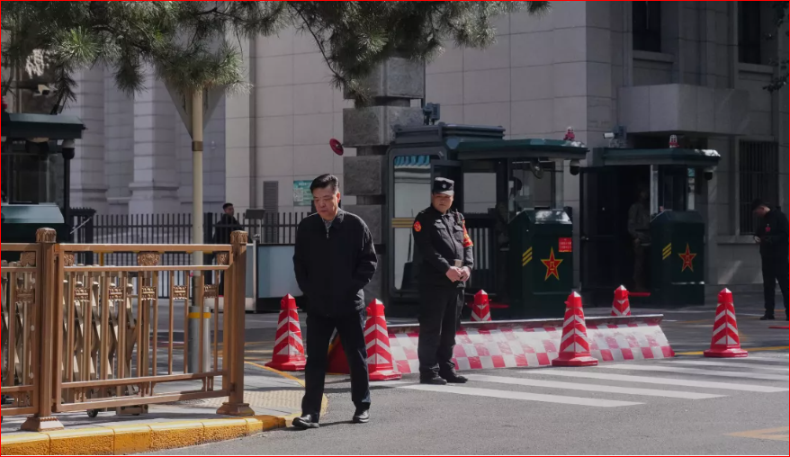 Xi frames future governance goals in internal party meeting