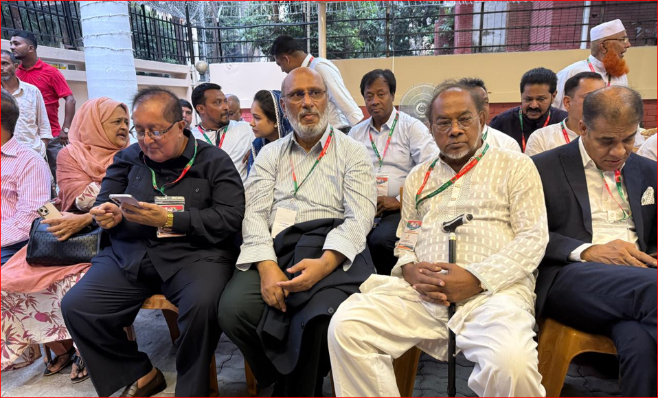 Tariqueq, Fakhrul meet with candidates of two Narail seats