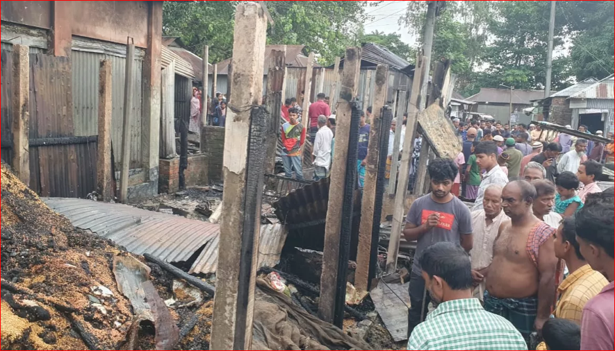 8 shops gutted in Kurigram fire
